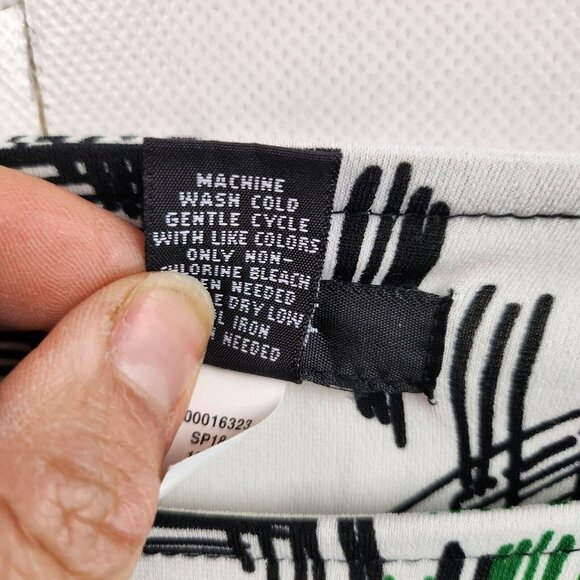 Alfani White Black Angled Hem Stretch Knit Flared Sleeve Blouse Top PM - Picture 4 of 7